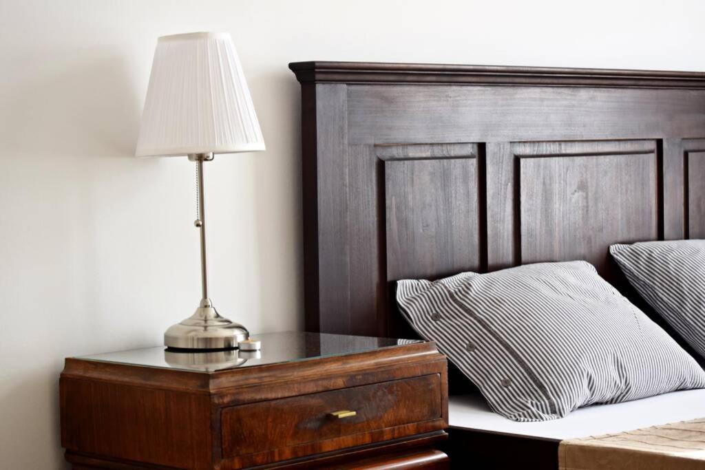 Central Budapest Apartment In Historical Building With Free Private Parking Eksteriør billede